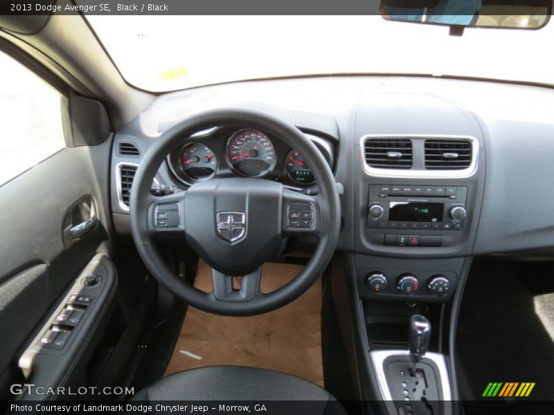 Black / Black 2013 Dodge Avenger SE