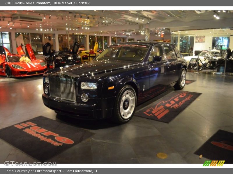 Blue Velvet / Cornsilk 2005 Rolls-Royce Phantom