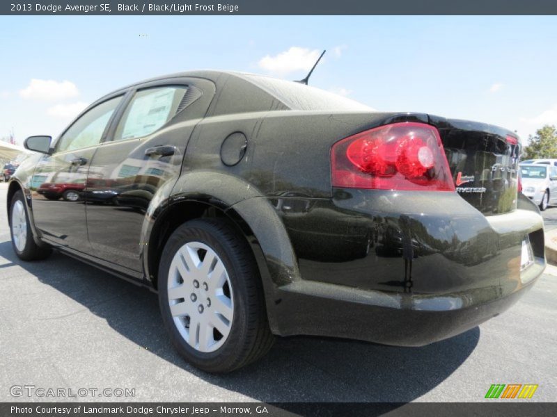 Black / Black/Light Frost Beige 2013 Dodge Avenger SE