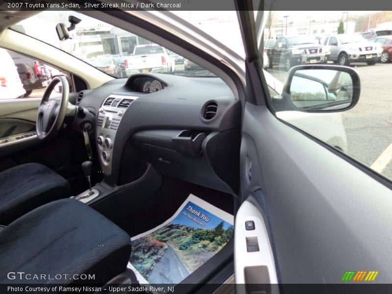 Silver Streak Mica / Dark Charcoal 2007 Toyota Yaris Sedan