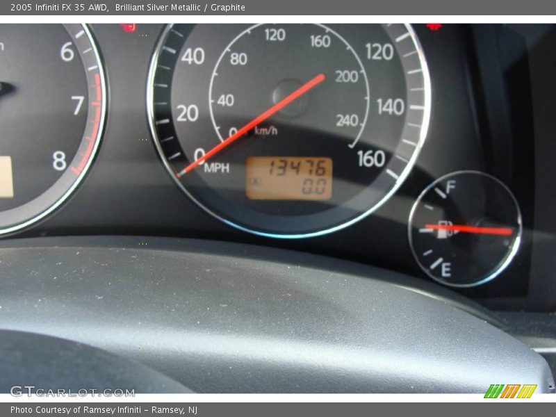 Brilliant Silver Metallic / Graphite 2005 Infiniti FX 35 AWD