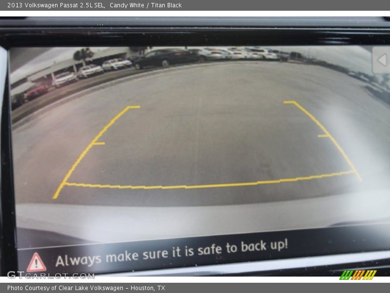 Candy White / Titan Black 2013 Volkswagen Passat 2.5L SEL