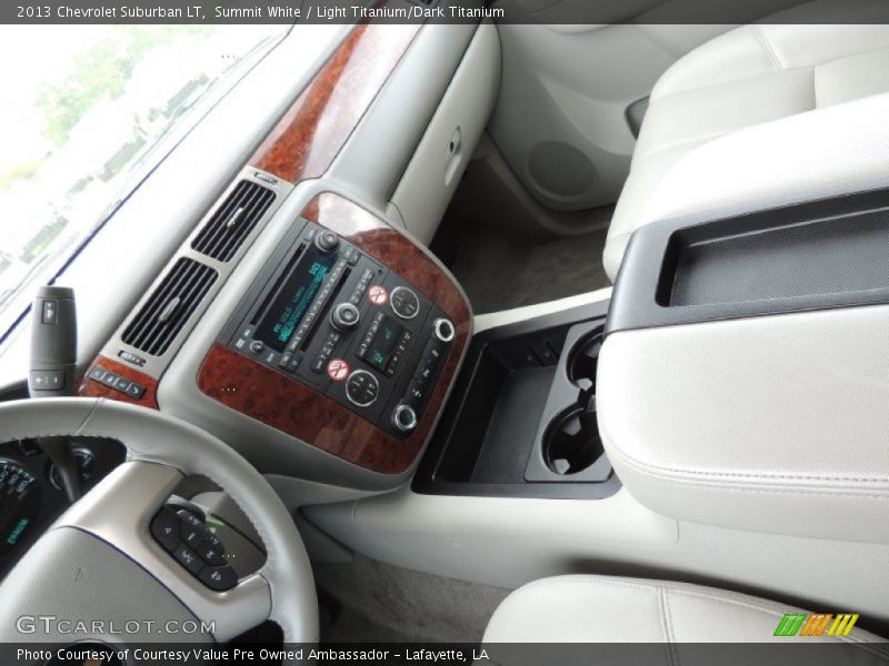 Summit White / Light Titanium/Dark Titanium 2013 Chevrolet Suburban LT