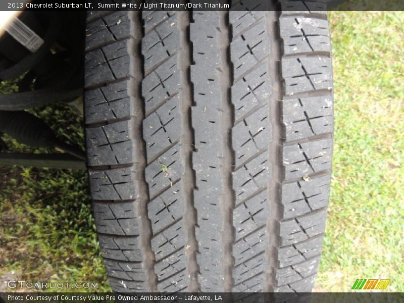 Summit White / Light Titanium/Dark Titanium 2013 Chevrolet Suburban LT