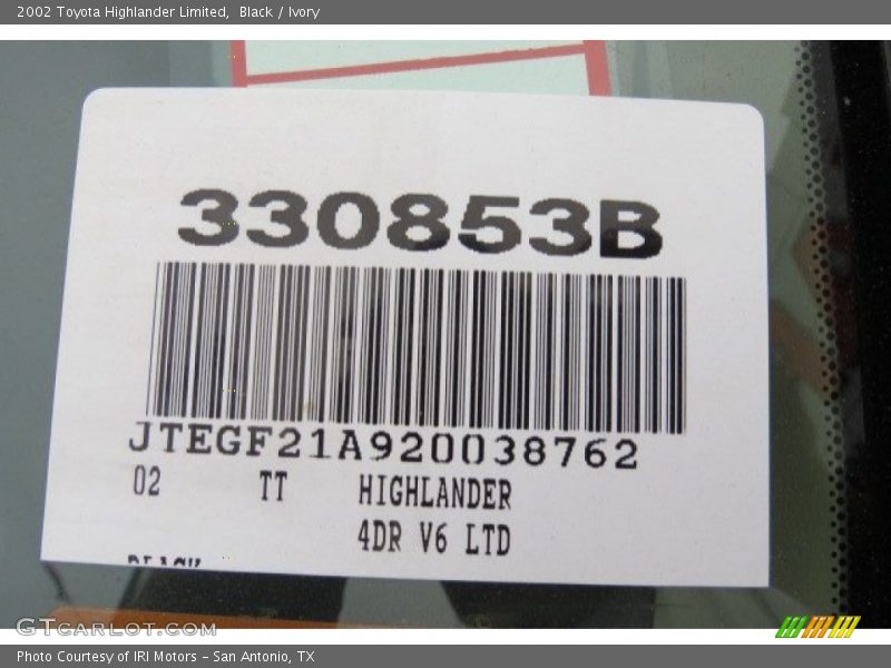 Black / Ivory 2002 Toyota Highlander Limited