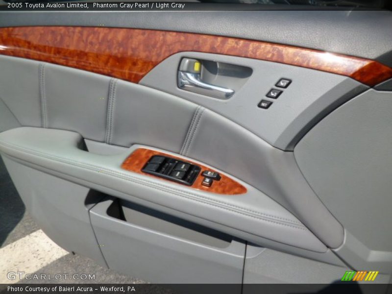Phantom Gray Pearl / Light Gray 2005 Toyota Avalon Limited