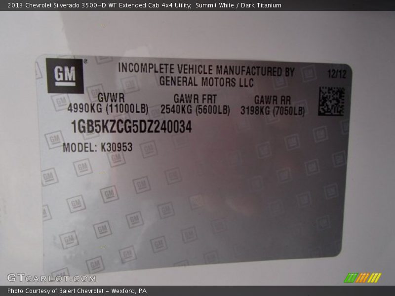 Summit White / Dark Titanium 2013 Chevrolet Silverado 3500HD WT Extended Cab 4x4 Utility