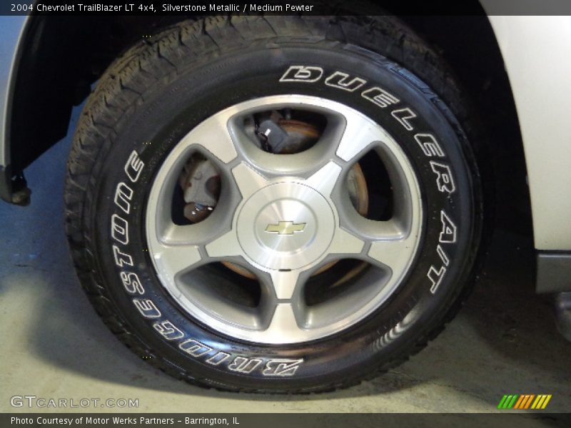 Silverstone Metallic / Medium Pewter 2004 Chevrolet TrailBlazer LT 4x4
