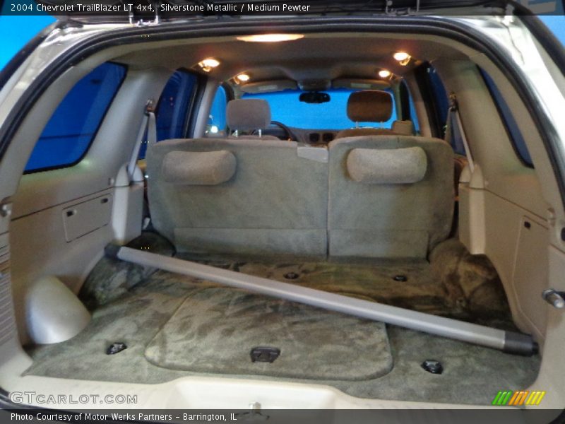 Silverstone Metallic / Medium Pewter 2004 Chevrolet TrailBlazer LT 4x4
