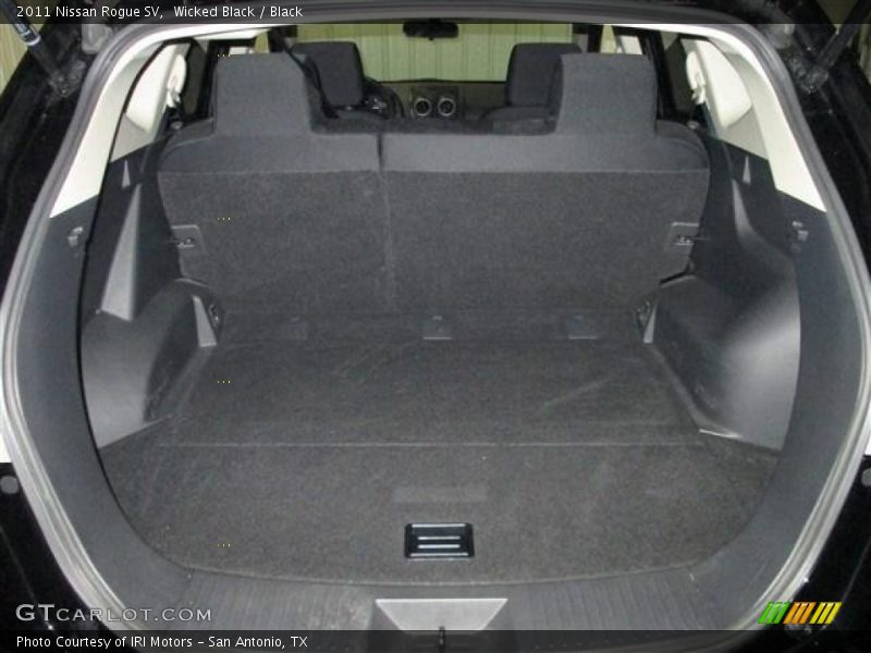 Wicked Black / Black 2011 Nissan Rogue SV