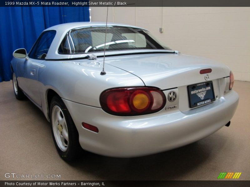 Highlight Silver Metallic / Black 1999 Mazda MX-5 Miata Roadster