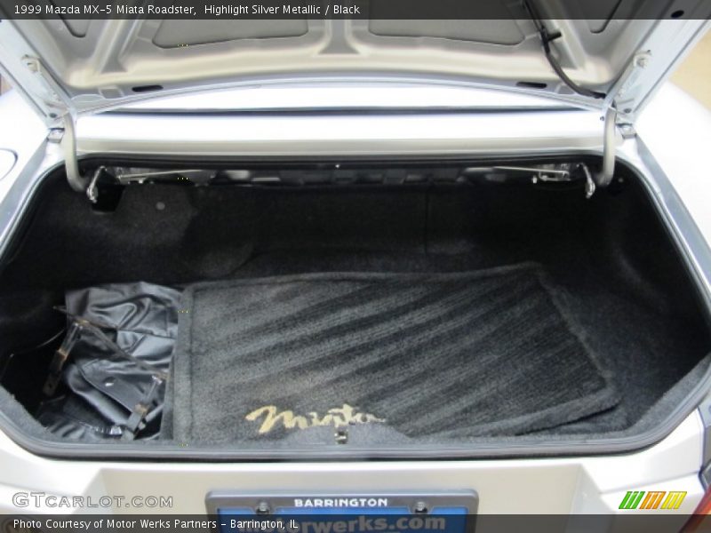 Highlight Silver Metallic / Black 1999 Mazda MX-5 Miata Roadster