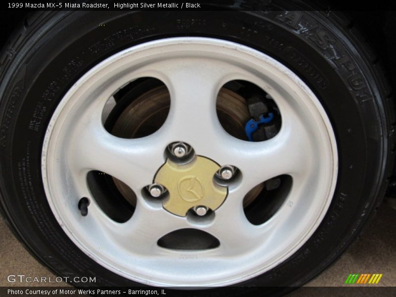 Highlight Silver Metallic / Black 1999 Mazda MX-5 Miata Roadster