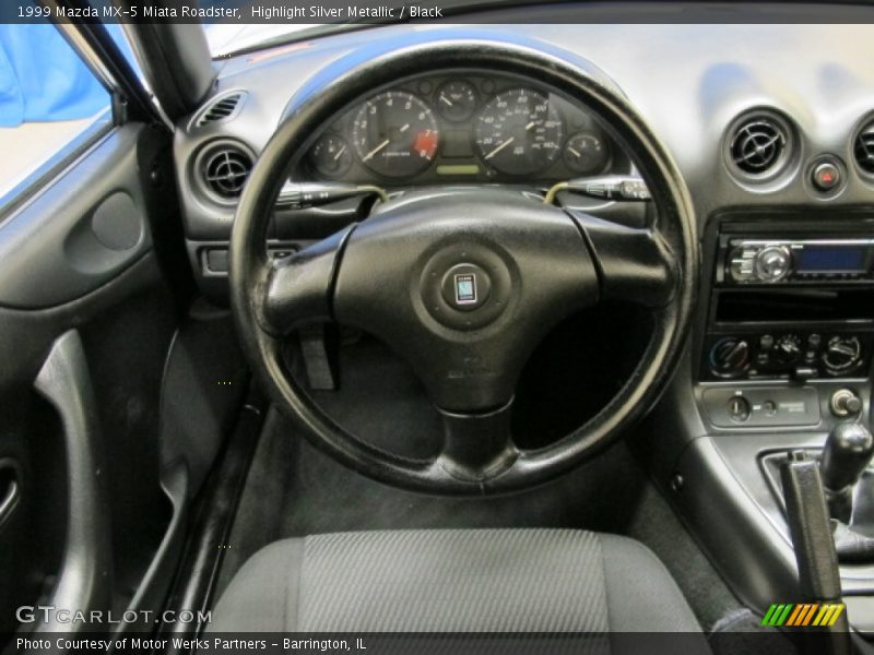 Highlight Silver Metallic / Black 1999 Mazda MX-5 Miata Roadster