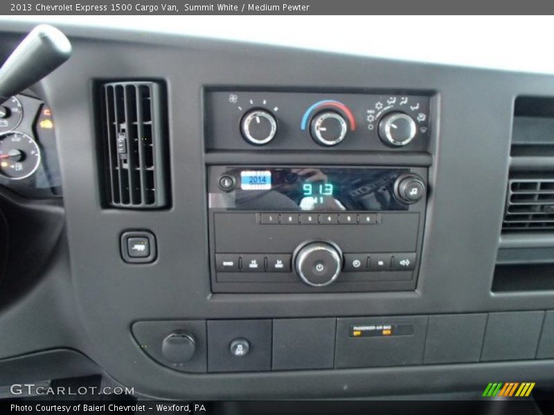 Summit White / Medium Pewter 2013 Chevrolet Express 1500 Cargo Van