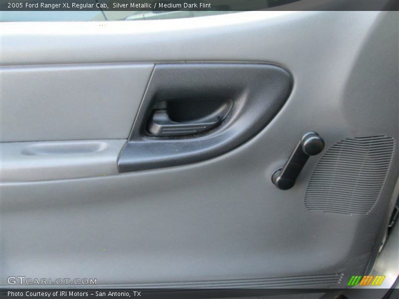 Silver Metallic / Medium Dark Flint 2005 Ford Ranger XL Regular Cab