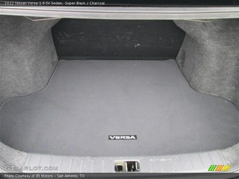 Super Black / Charcoal 2012 Nissan Versa 1.6 SV Sedan