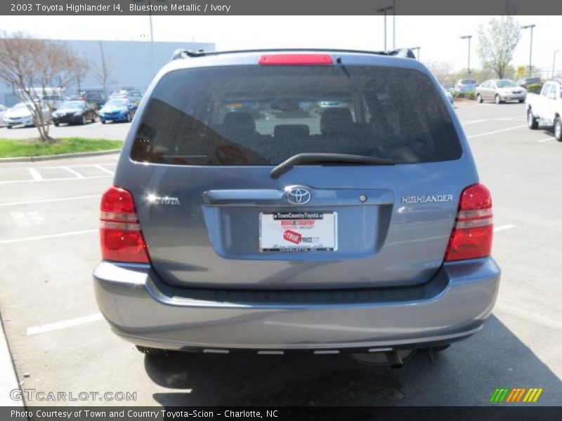 Bluestone Metallic / Ivory 2003 Toyota Highlander I4
