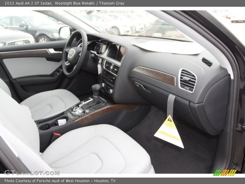 Dashboard of 2013 A4 2.0T Sedan