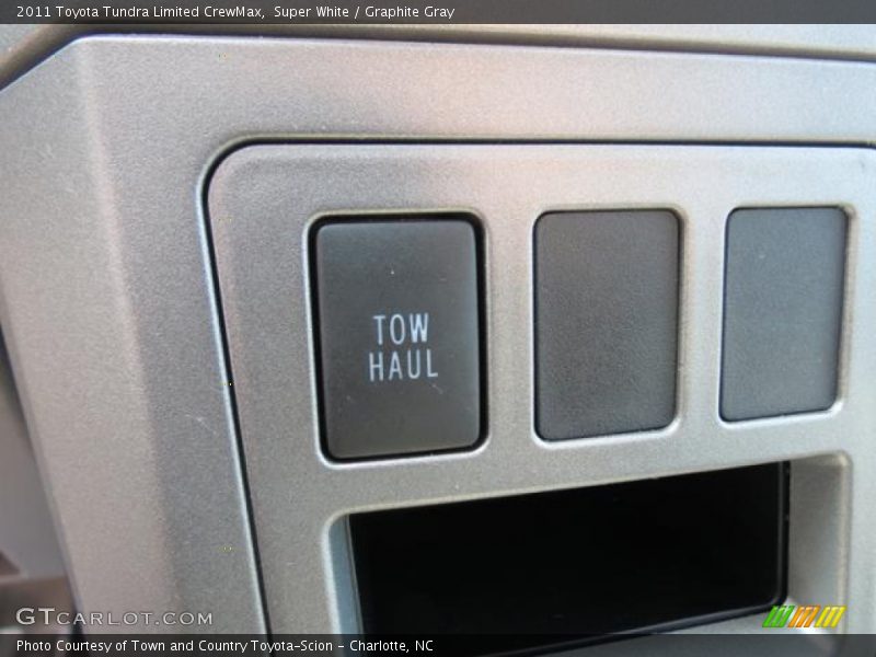Super White / Graphite Gray 2011 Toyota Tundra Limited CrewMax