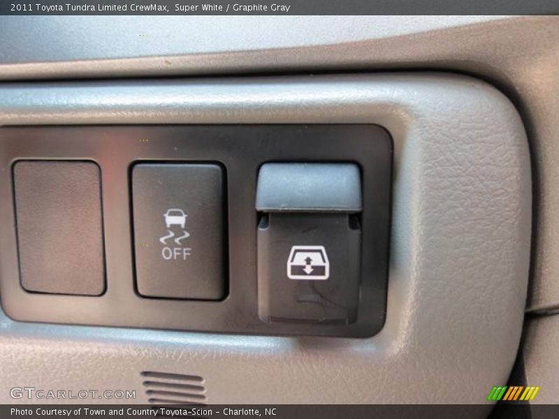 Super White / Graphite Gray 2011 Toyota Tundra Limited CrewMax