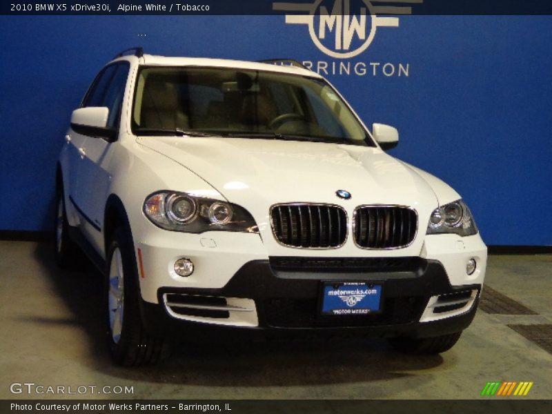 Alpine White / Tobacco 2010 BMW X5 xDrive30i