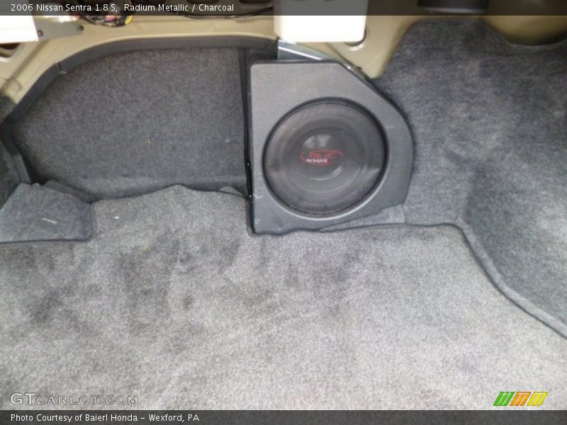 Radium Metallic / Charcoal 2006 Nissan Sentra 1.8 S