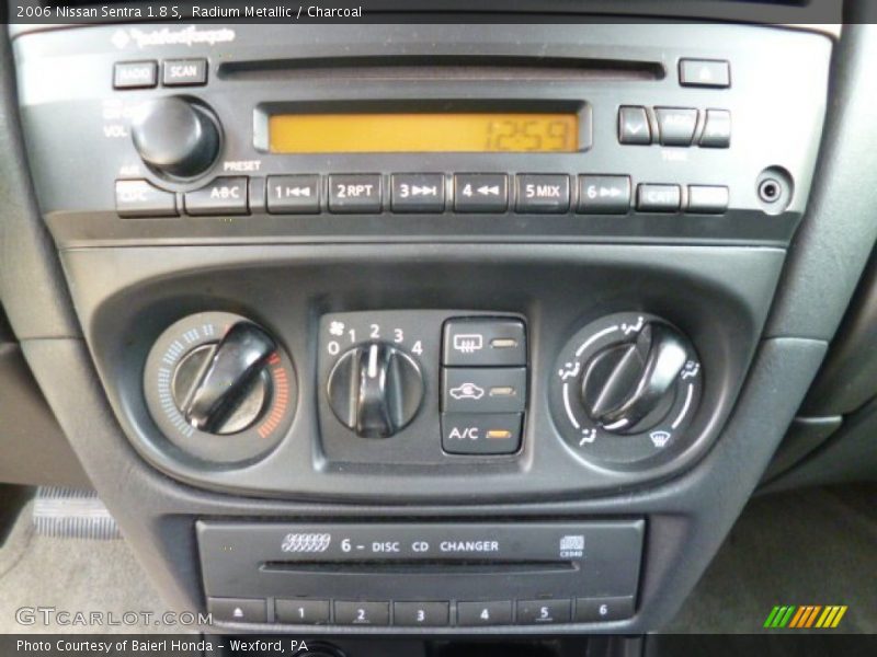 Radium Metallic / Charcoal 2006 Nissan Sentra 1.8 S