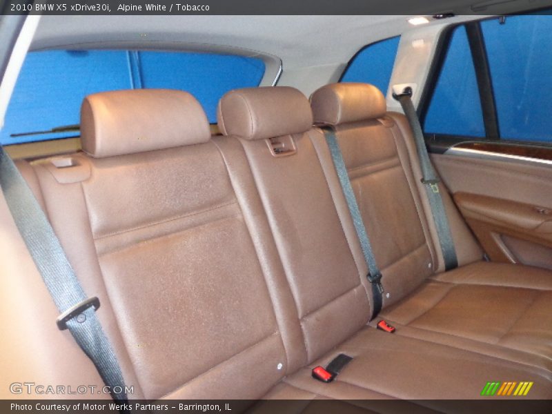 Alpine White / Tobacco 2010 BMW X5 xDrive30i