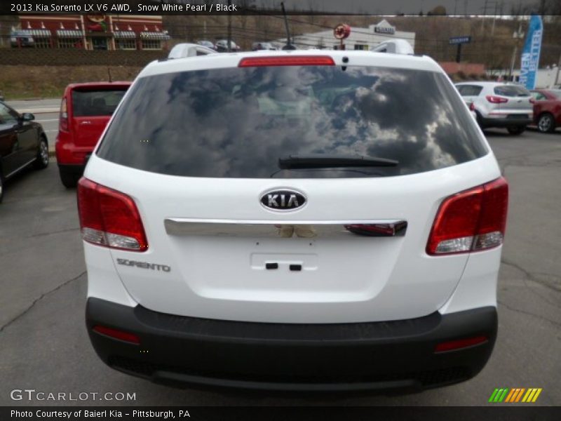 Snow White Pearl / Black 2013 Kia Sorento LX V6 AWD