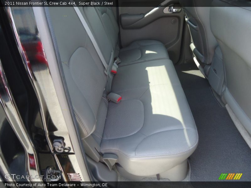Super Black / Steel 2011 Nissan Frontier SL Crew Cab 4x4