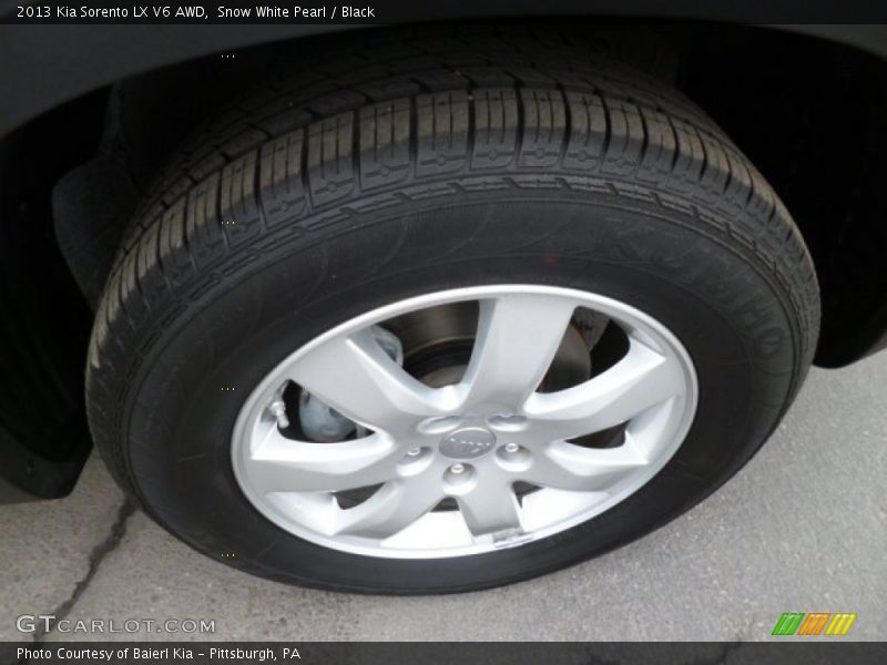 Snow White Pearl / Black 2013 Kia Sorento LX V6 AWD