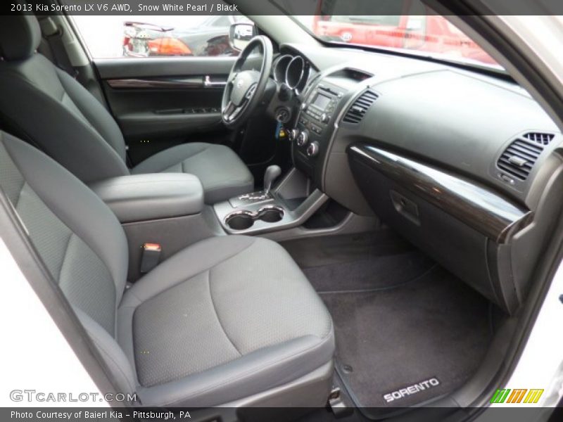  2013 Sorento LX V6 AWD Black Interior