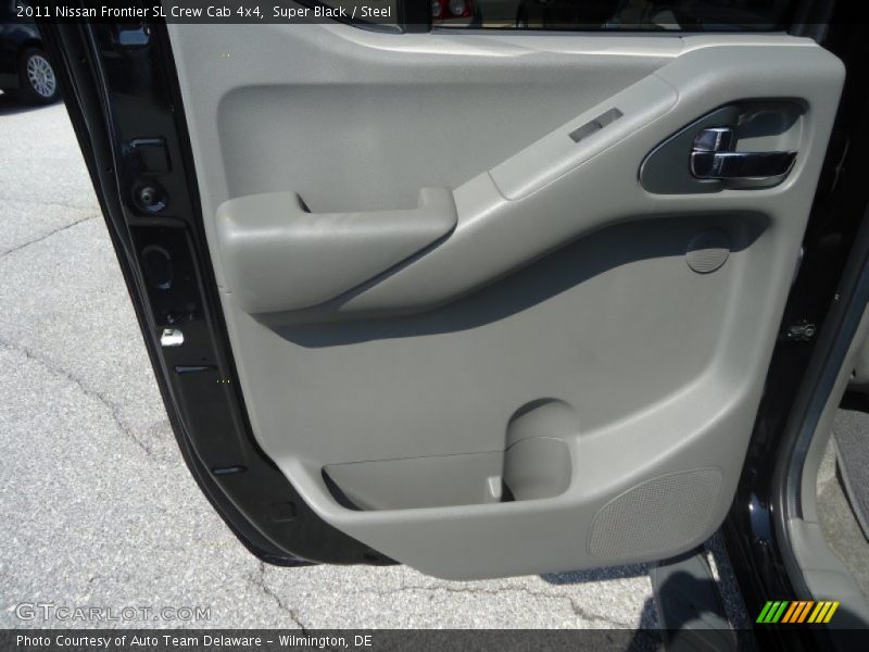 Super Black / Steel 2011 Nissan Frontier SL Crew Cab 4x4