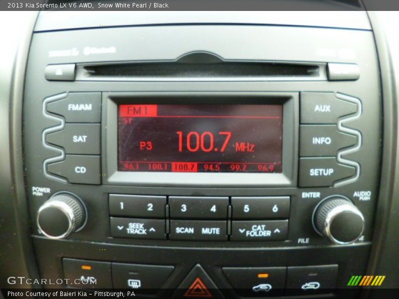 Audio System of 2013 Sorento LX V6 AWD