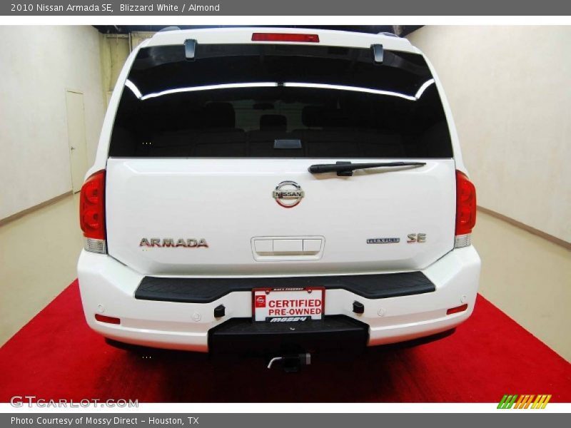 Blizzard White / Almond 2010 Nissan Armada SE