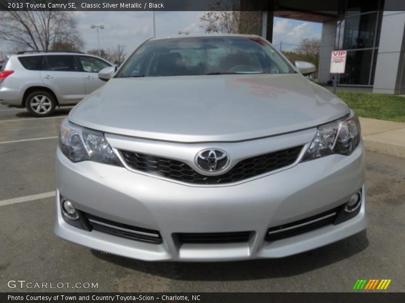Classic Silver Metallic / Black 2013 Toyota Camry SE