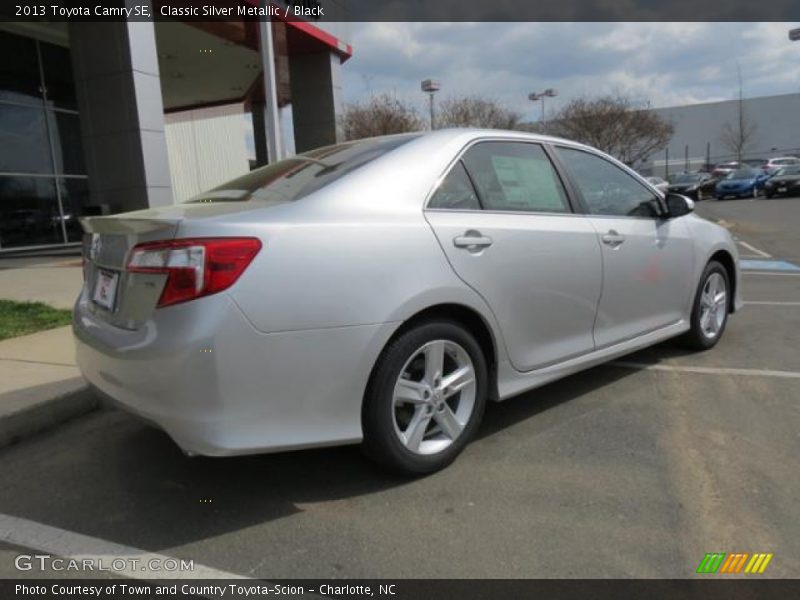 Classic Silver Metallic / Black 2013 Toyota Camry SE