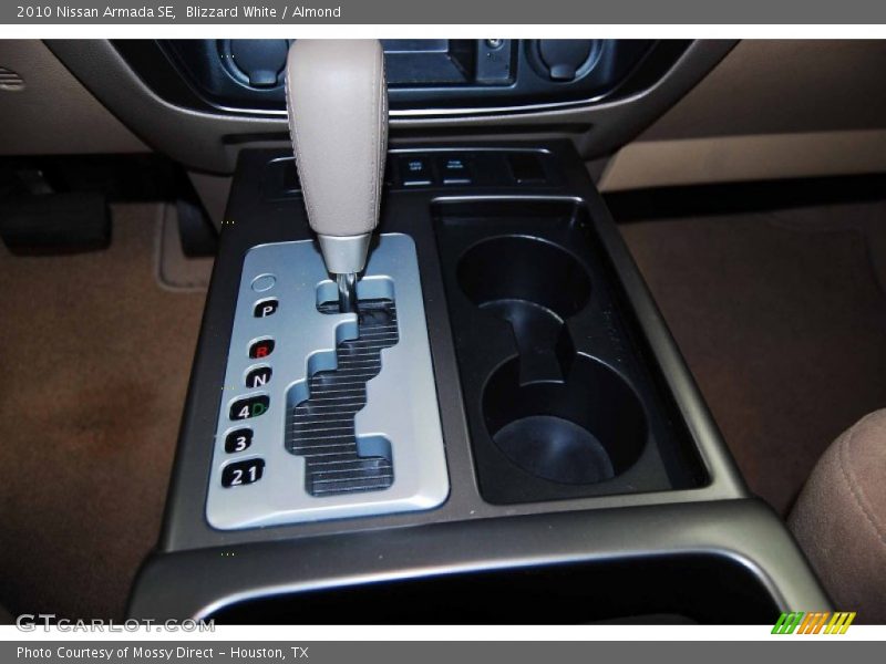 Blizzard White / Almond 2010 Nissan Armada SE
