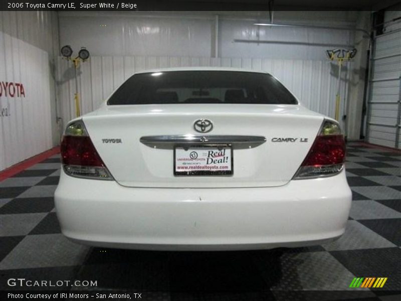Super White / Beige 2006 Toyota Camry LE
