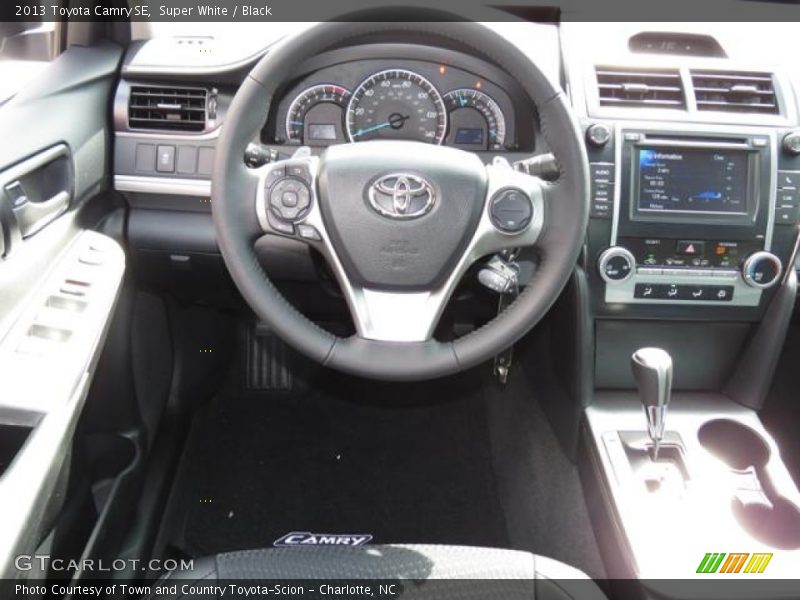 Super White / Black 2013 Toyota Camry SE