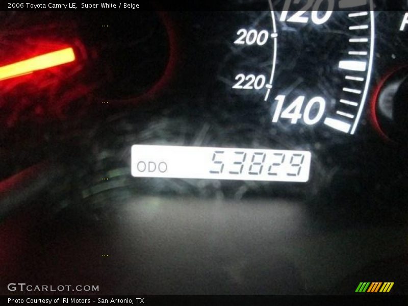 Super White / Beige 2006 Toyota Camry LE