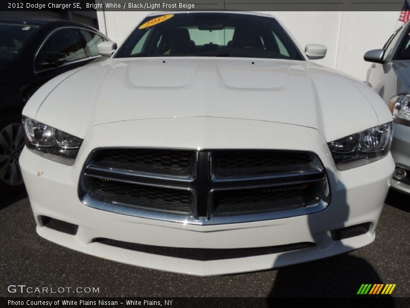 Bright White / Black/Light Frost Beige 2012 Dodge Charger SE