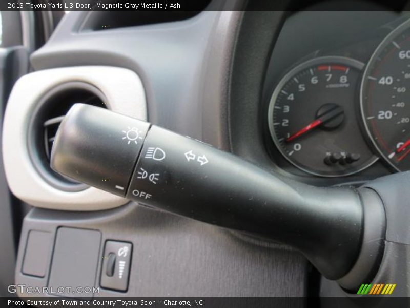 Magnetic Gray Metallic / Ash 2013 Toyota Yaris L 3 Door