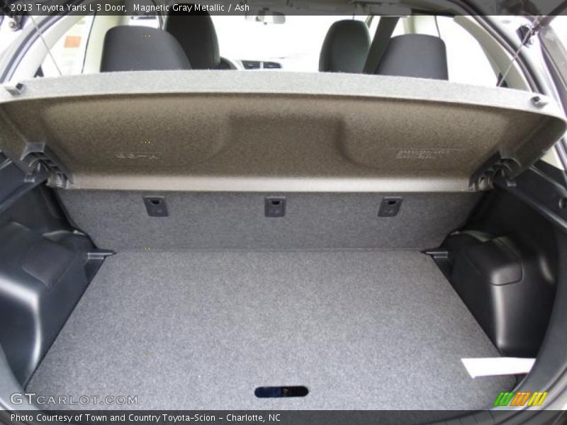 Magnetic Gray Metallic / Ash 2013 Toyota Yaris L 3 Door