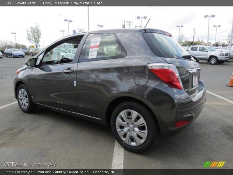 Magnetic Gray Metallic / Ash 2013 Toyota Yaris L 3 Door