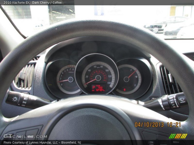 Dark Cherry / Coffee 2010 Kia Forte EX