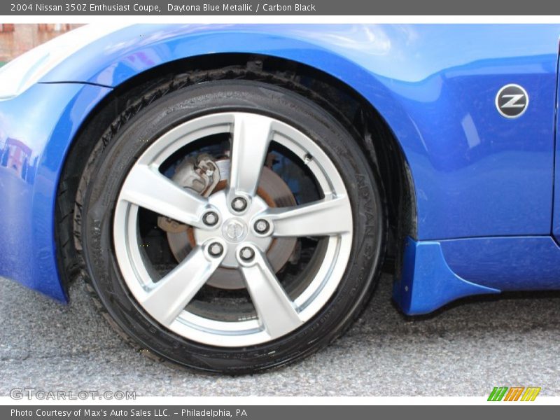 Daytona Blue Metallic / Carbon Black 2004 Nissan 350Z Enthusiast Coupe