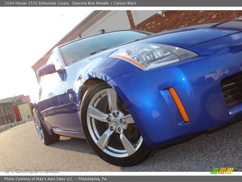 Daytona Blue Metallic / Carbon Black 2004 Nissan 350Z Enthusiast Coupe