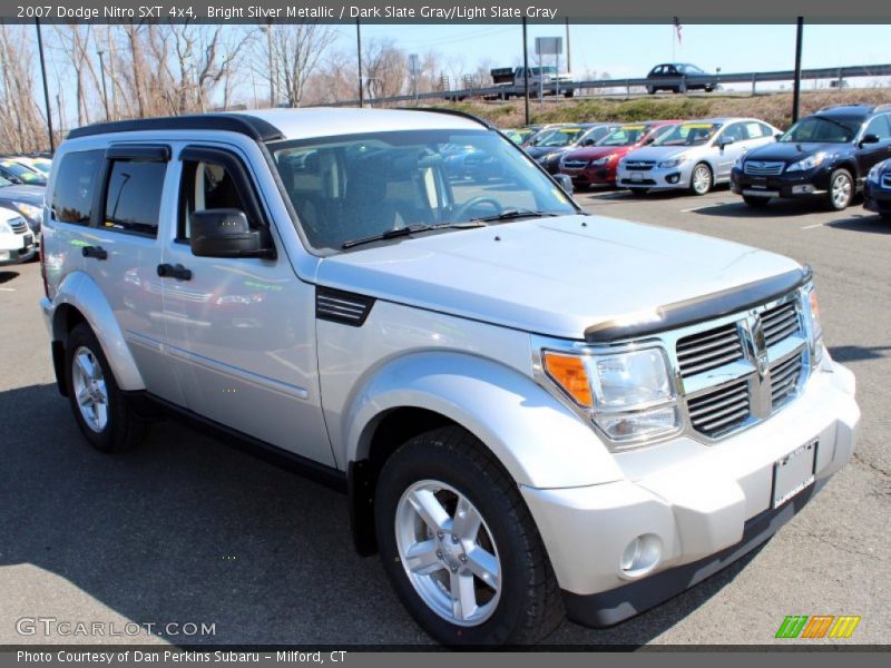 Front 3/4 View of 2007 Nitro SXT 4x4